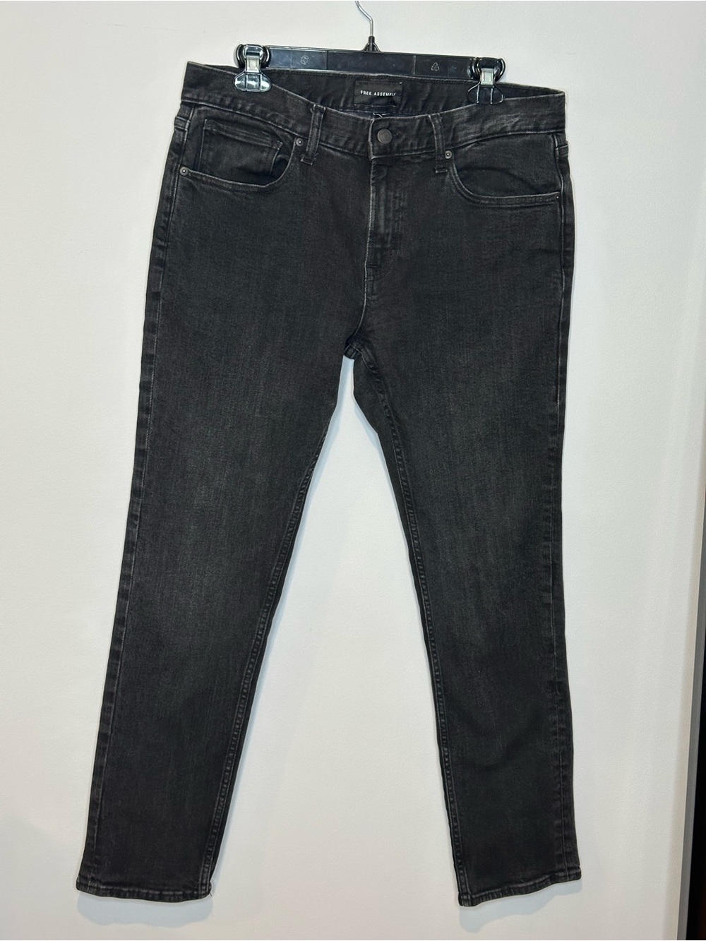 FREE ASSEMBLY SZ 34/30 Men's Black Slim Jeans Cotton